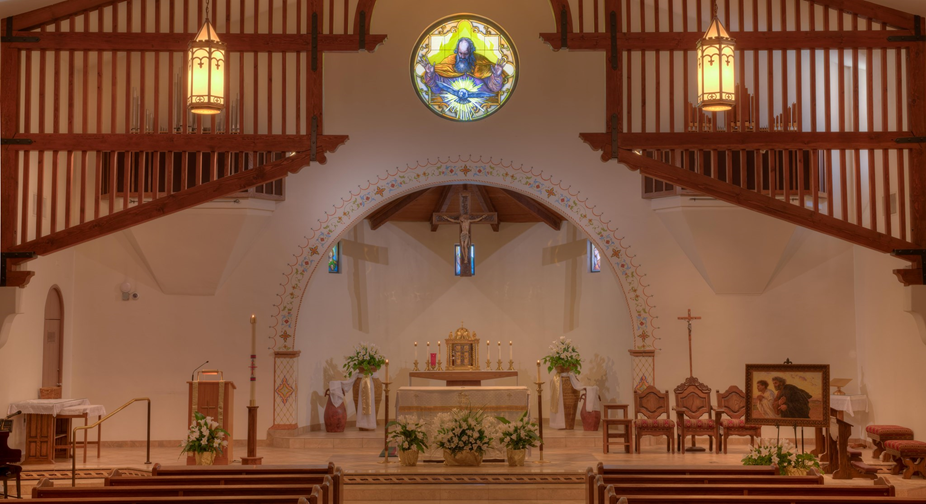 logo for Holy Cross Catholic Parish 